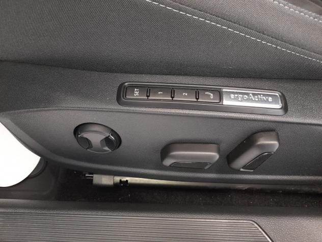 Volkswagen Golf 2.0 TDI SCR 85kW Style DSG - Foto 10