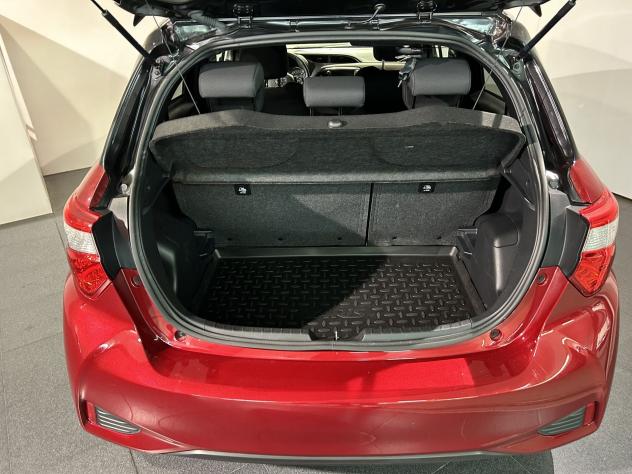 Toyota Yaris Yaris 1.5 Hybrid 5 porte Trend "Red Edition" + CAR PLAY AREA C FREE - Foto 9