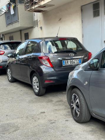 Toyota Yaris 1.4 D-4D 5 porte Active - Foto 2