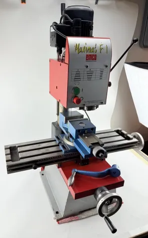 Fresatrice e perforatrice di precisione EMCO Maximat F1 - Foto 3
