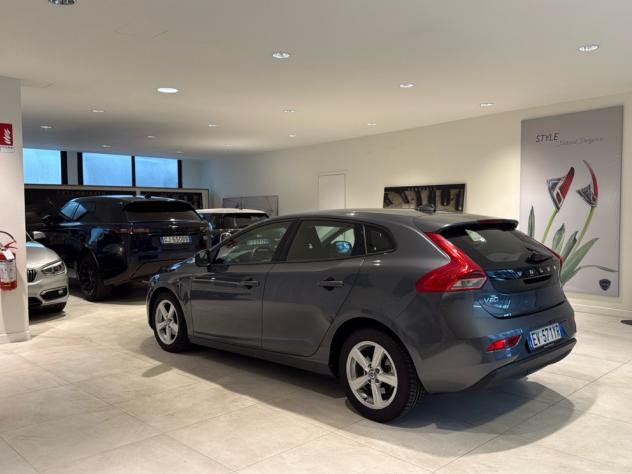 Volvo V40 D2 1.6 Momentum Diurne LED Bluetooth Clima Cruise - Foto 6