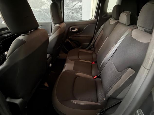Jeep Renegade 1.6 Mjt 130 CV Limited - Foto 8