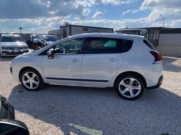 Peugeot 3008 2.0 HDi 163CV Allure AUTOMATICA UNICO PROPIETARIO - Foto 2