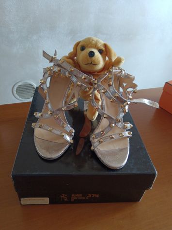 Sandali di Valentino Garavani Rockstud - Foto 2