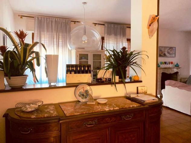 Appartamento in vendita a Marina di Carrara - Carrara 180 mq Rif: 1405282 - Foto 2