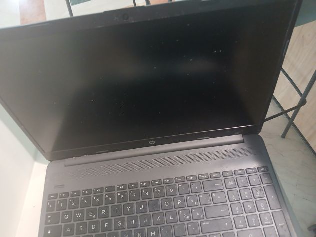 HP Notebook acquistato 03/2025 - IN GARANZIA con Scontrino - Non si accende - Foto 4