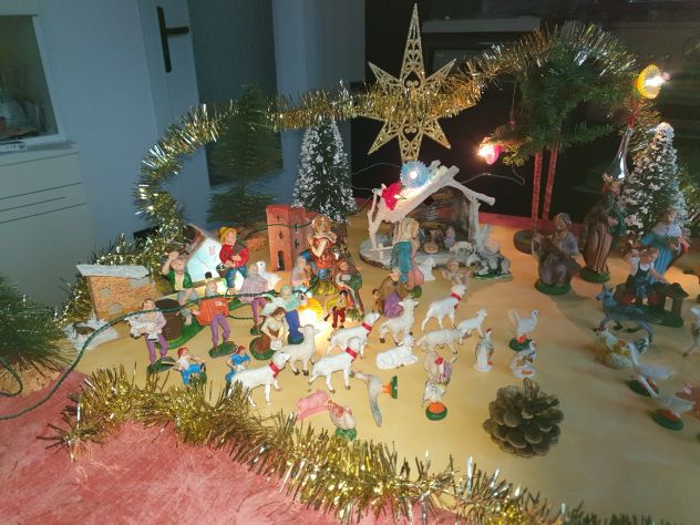 PRESEPE NATALIZIO da 104 pezzi. - Foto 2