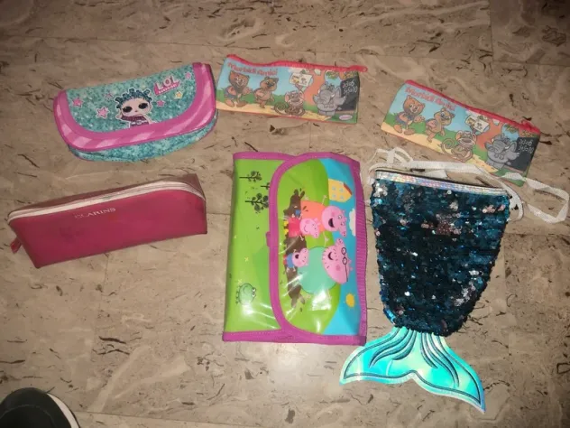 lotto 6 astucci e 1 borsetta gira brilla. 2 astucci peppa pig 2 astucci morbidi - Foto 9