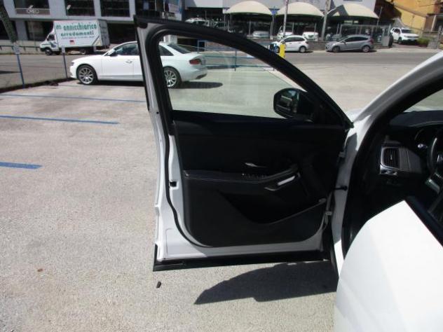 Jaguar E-Pace 2.0d i4 R-Dynamic SE awd 150cv auto my19 GARANTITA FULL OPT - Foto 9