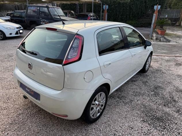 Fiat Punto 1.3 MJT II 75 CV 5 porte Lounge - Foto 10