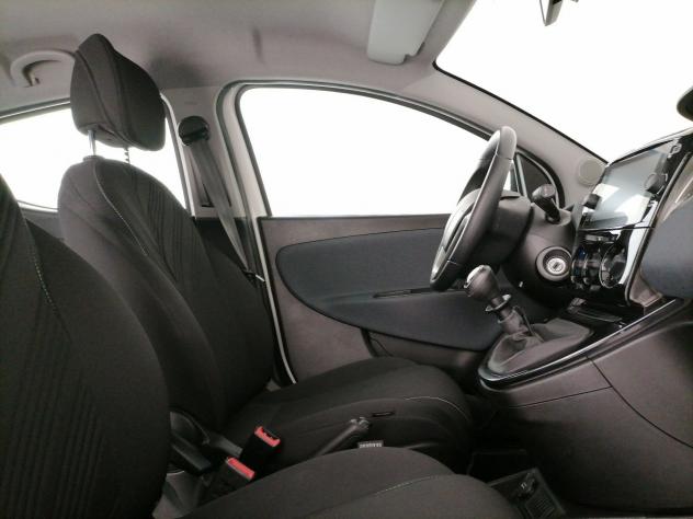 Lancia Ypsilon 1.0 firefly hybrid Gold s&s 70cv - Foto 6