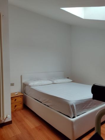 Appartamento su due piani in Via Camillo Benso Conte di Cavour, 92 Lecco centro