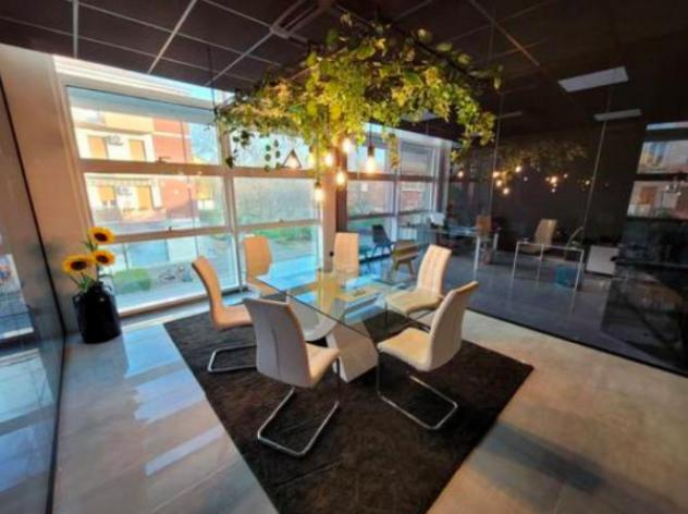 Immobile di 125 m² in vendita a Modena