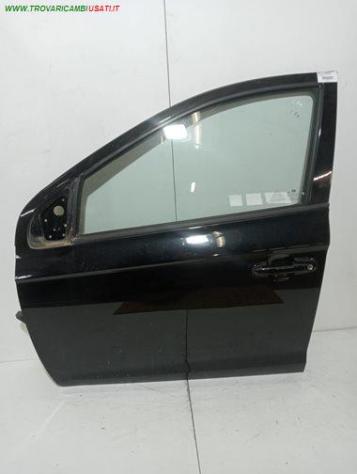 PORTA ANT. SX NERA CON AL / SE / MANIGLIA 999-U1559942 Carrozzeria  Lamierati esterni  Porte  Porta ant. sx. HYUNDAI - i 20 - 2009  2012, HYUNDAI - i