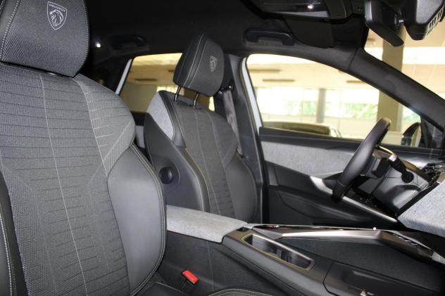 Peugeot 3008 Hybrid 145 GT e-DCS 6 - Foto 8