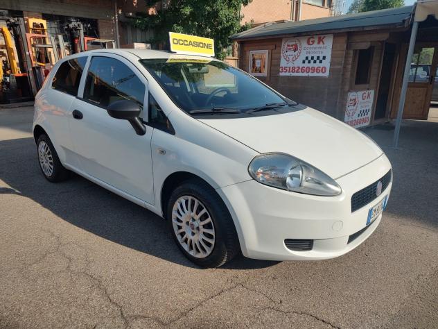 Fiat Grande Punto 1.3 MJT 75 CV 3 porte S&S Actual, OK NEOPATENTATI. - Foto 6