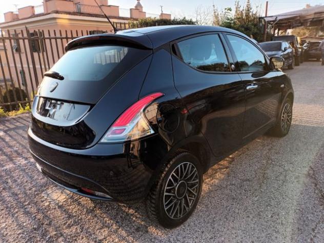 LANCIA Ypsilon 1200 ECOCHIC GOLD GPL 69CV 5P PDC CERCHI ITALIA rif. 23478723 - Foto 4