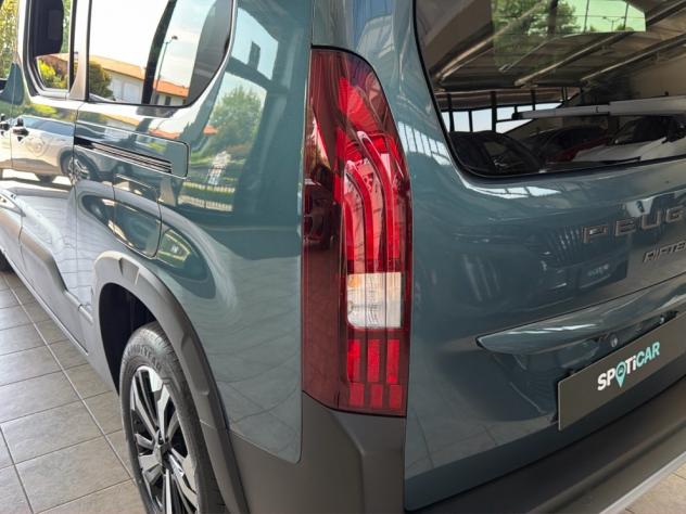Peugeot Rifter 1.5 BlueHDi 130cv EAT8 GT Long NUOVO km 0 - Foto 10