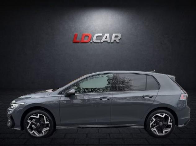VOLKSWAGEN Golf 2.0 TDI 150 CV DSG SCR R-Line R Line rif. 22230330 - Foto 2
