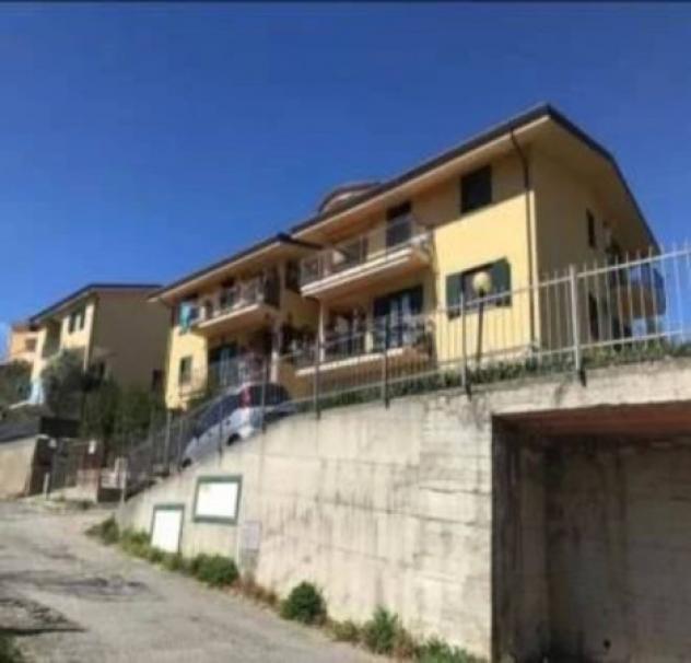 Immobile in asta di 94 m² in vendita a Mendicino - Foto 2