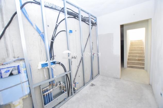 CASA INDIPENDENTE di 6 vani e di 220 mq (VEDELAGO) rif. ZI150 - Foto 10