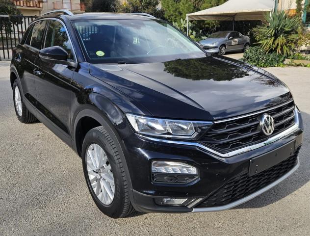 Volkswagen T-Roc 1.6 TDI SCR Business BlueMotion Technology - Foto 2