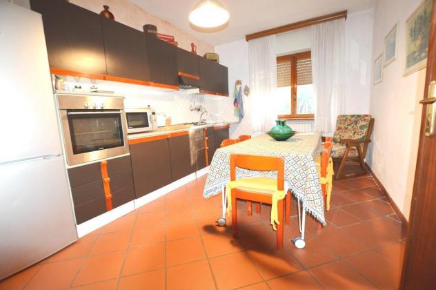 Villetta bifamiliare in vendita a Nozzano - Lucca 240 mq Rif: 1095524 - Foto 5