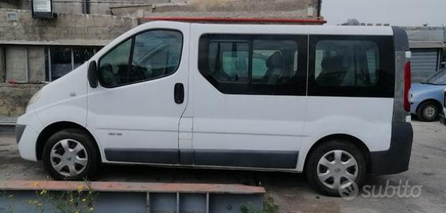 Ricambi Renault Trafic 2.0 D del 2007 - Foto 5