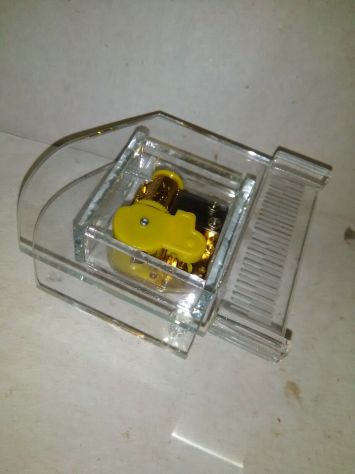 CARILLON A FORMA DI PIANOFORTE IN MATERIALE PLASTICO - Foto 6