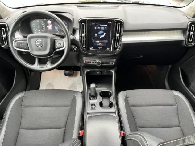 VOLVO XC40 D3 AWD Geartronic Momentum rif. 23820611 - Foto 6