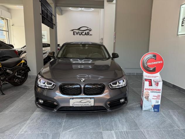 BMW 116 116d 5p. Sport - Foto 2