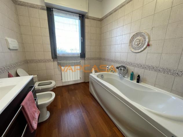 FANTASTICO TRILOCALE CON TERRAZZO - Foto 19