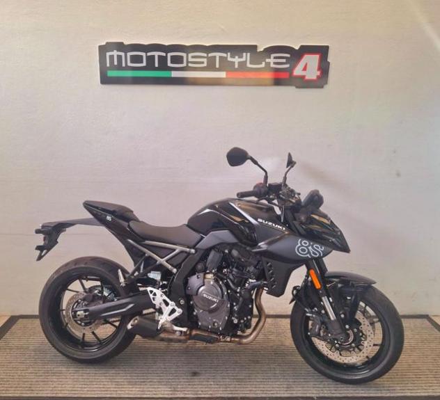 SUZUKI GSX-8S E5+