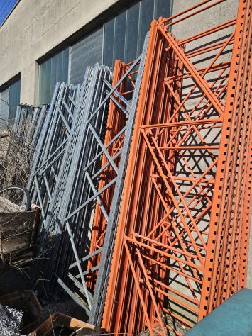 Scaffalatura industriale porta pallet