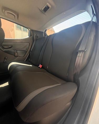 Lancia Ypsilon 1.2 69 CV 5 porte GPL Ecochic Silver - Foto 10