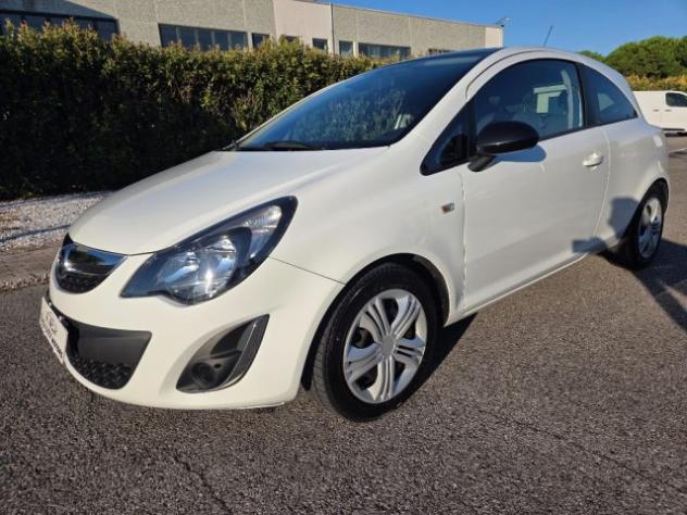 OPEL Corsa 1.2 3 porte Edition rif. 24105168