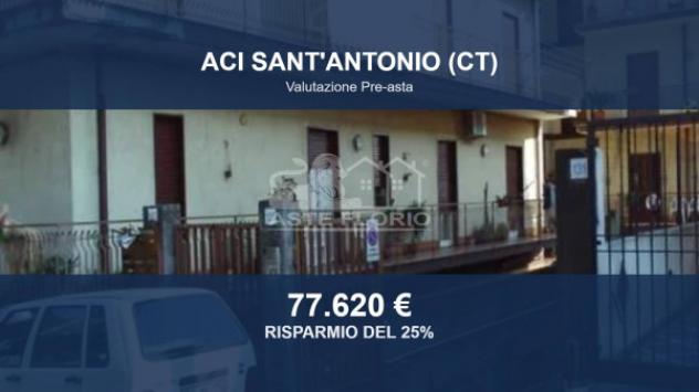 Immobile in asta di 104 m², box auto in vendita a Aci Sant'Antonio