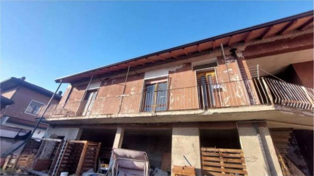 Immobile in asta di 99 m², box auto in vendita a Castano Primo - Foto 3