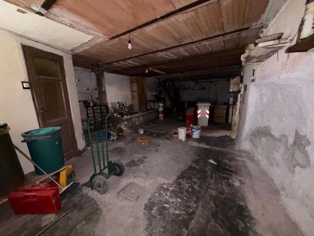 va185 - casa indipendente libera subito: 4 locali, servizi doppio box e picola area esterna recintata - Foto 15