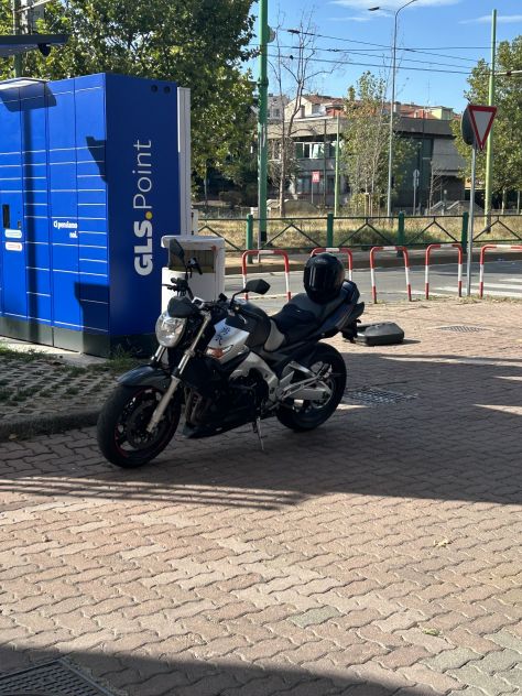 Suzuki GSR 600