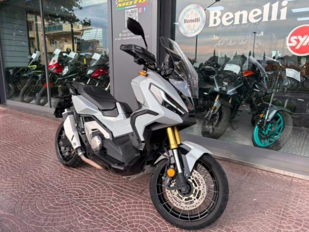 HONDA X-ADV 750 TUTTO INCLUSO ANCHE PASSAGGIO! MINI RATE rif. 24022200 - Foto 4