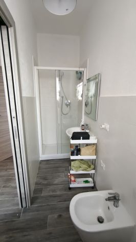 Singola con bagno privato in via fioravanti Bolognina - Foto 3