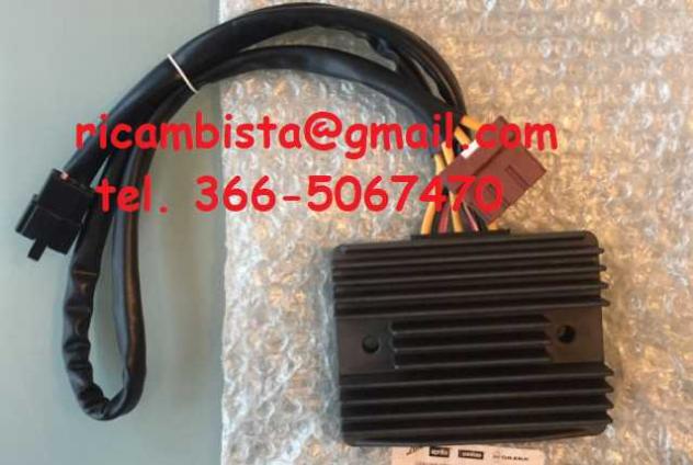 AP8127809 Aprilia regolatore di tensione