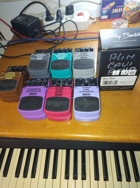 PEDALINI EFFETTTI BOSS BEHRINGER MARSHAL PEDALIERA BOSS ME20 - Foto 6