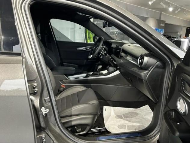 Alfa Romeo Tonale 1.3 280 CV PHEV AT6 Q4 Veloce - Foto 6