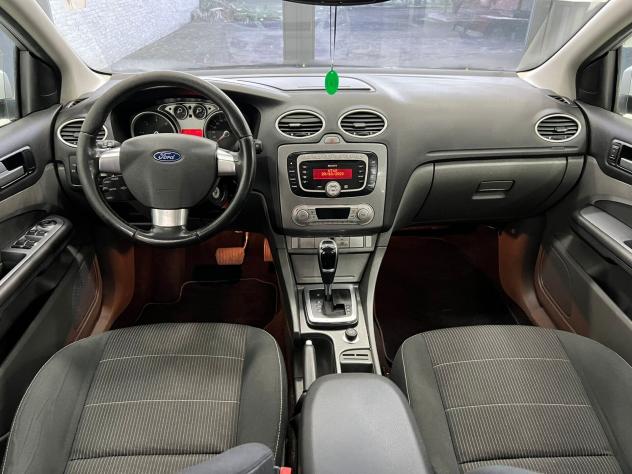 Ford Focus 2.0 TDCi (110CV) Cambio Automatico - Foto 6