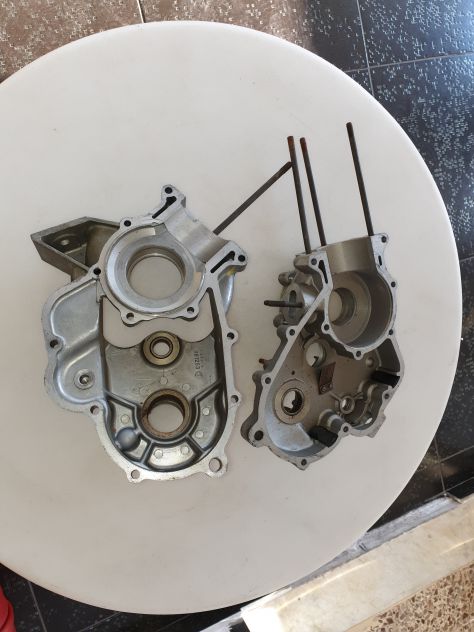 CARTER MOTORE PIAGGIO APE 175 AD APE 400 - Foto 5