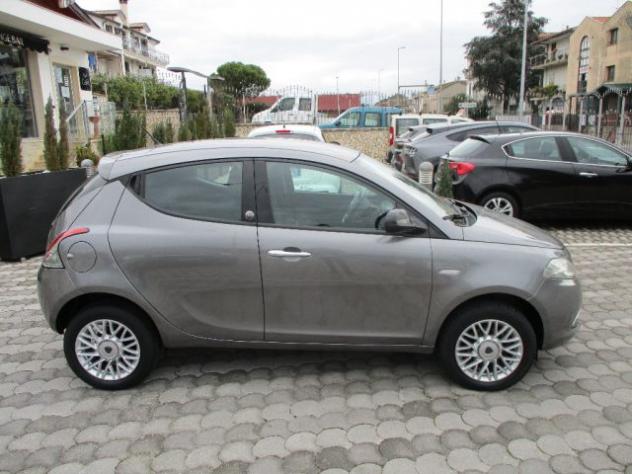 LANCIA Ypsilon 1.2 69 CV 5 porte GPL Ecochic Silver rif. 23790962 - Foto 2