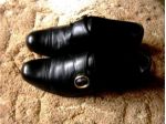 SCARPE PELLE NERA con fibbia metallo dorato - n.37 ***come nuove***