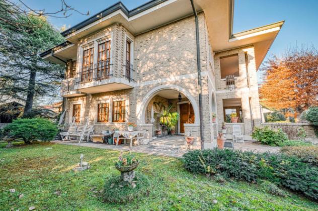 Villa di 600 m² con più di 5 locali e box auto doppio in vendita a Meda - Foto 7